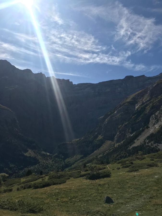 شقة Chez Sarre Bareilles المظهر الخارجي الصورة